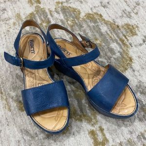 Born platform sandals - saturated blue - size 6